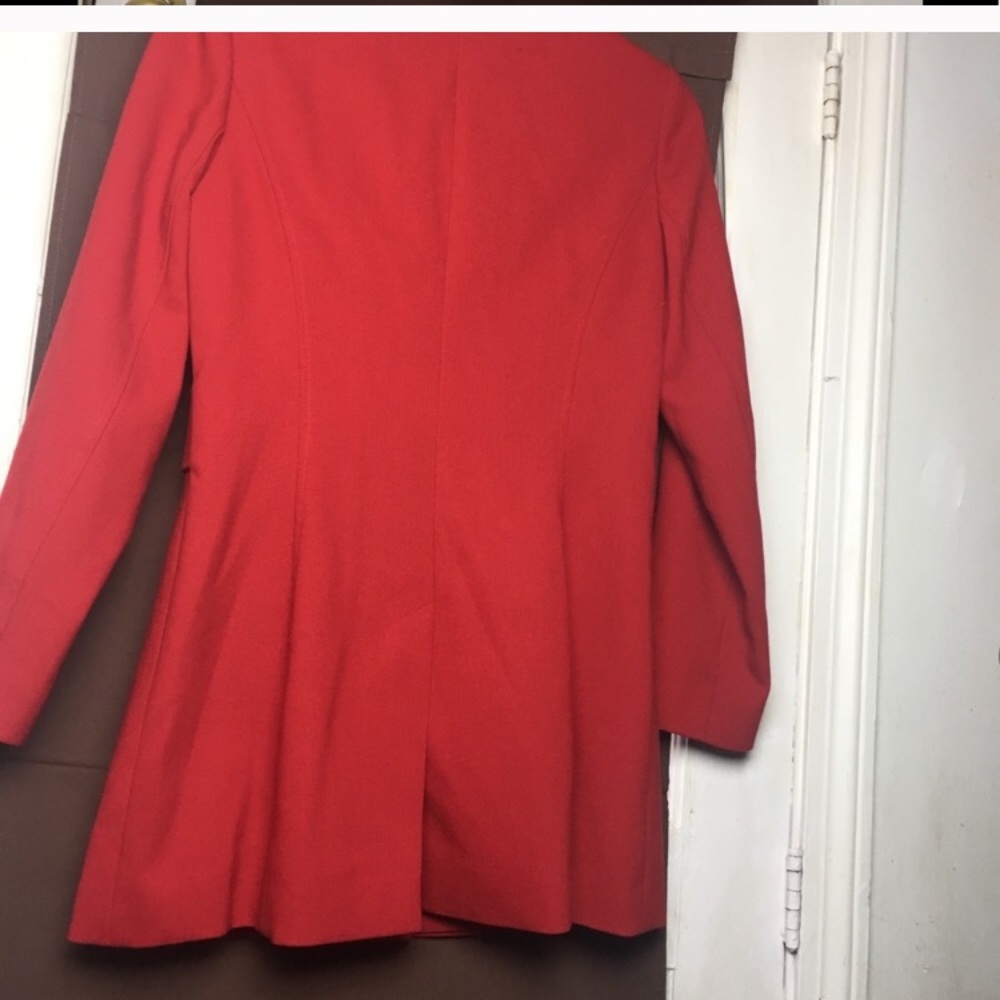 Classique Light Jacket - Picture 2 of 6